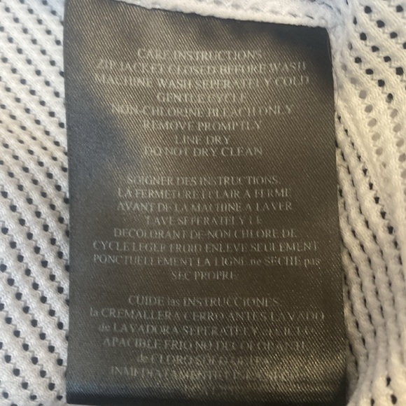 Women’s nice satin crop Harley Davidson motorcycle jacket never worn S - Picture 4 of 4